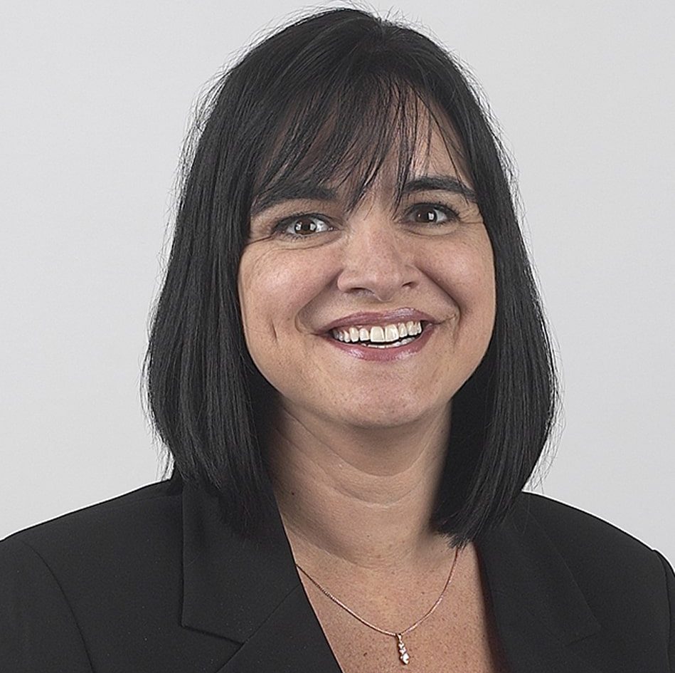 Headshot of Ann Ramos Desrosiers | SVP - Chief Community Banking Officer