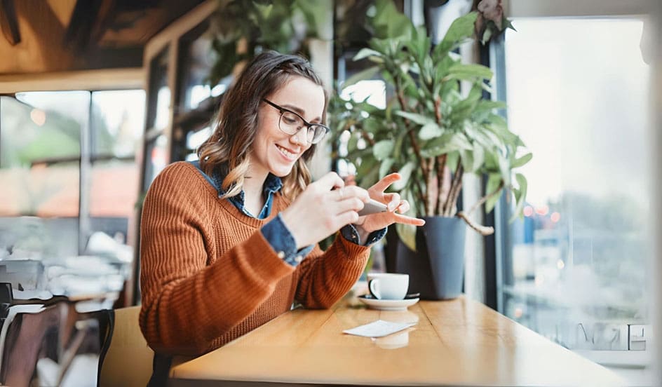 Couple Online Shopping